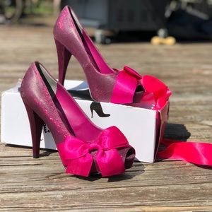 Paris Hilton Destiny Pink Ice Crystals heels